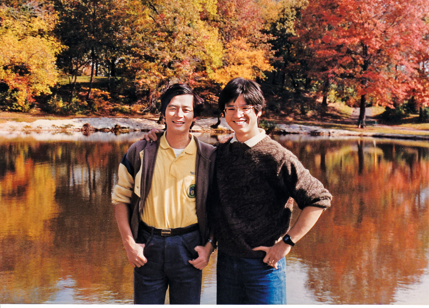Jordan Hu (right) with friend and fellow NJIT graduate student Steven Yang in fall 1987.